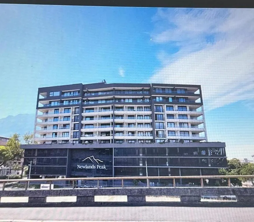 Luxury Apartment In Newlands Cape Town