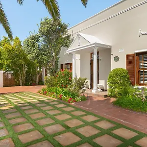  Apartment Meerendal Cottage-affordable Luxury-private Garden With Pool & Hot Tub